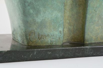 null LORAIN, Catherine (1941-)
Cheval
Bronze à patine verte
Signé et numéroté à la...