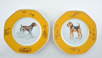 null HERMÈS
Service en porcelaine de la collection Hermès « Chiens courants chiens...