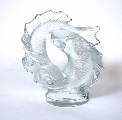 null LALIQUE CRISTAL, FRANCE
"Deux poissons"
White molded pressed satin matt and...