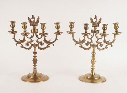 null CHANDELIERS
Paire de chandeliers 4 branches en bronze décoré de l'aigle polonais
H:...