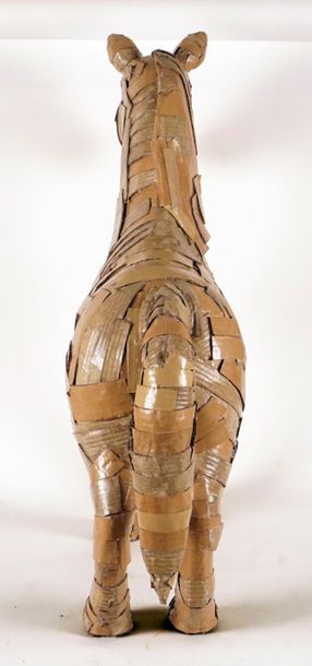 null VALLIERES, Laurence (1986-)
Equus Cabalus (Horse)
Mix media cardboard sculpture
51x33x18cm...
