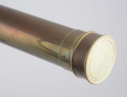 null Gilded copper telescope on Chippendale style feet.
Work from the mid-twentieth...