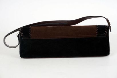 null SALVATORE FERRAGAMO BAG
Baguette bag in black and brown suede, magnetic snap...
