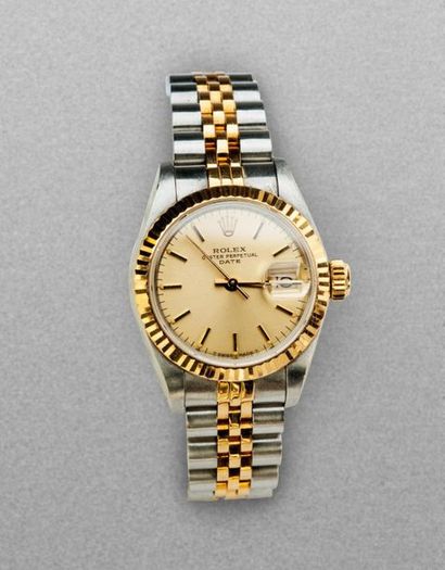 null MONTRE ROLEX FEMME
Montre Rolex Oyster Perpetual Date pour femme à mouvement...