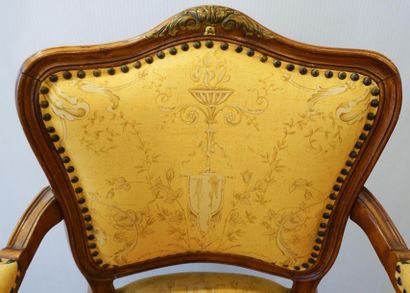null IN THE STYLE OF LOUIS XV
Set of two richly carved Louis XV style armchairs with...