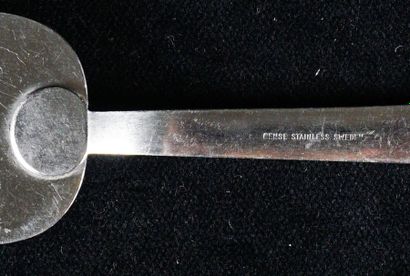 null JENSEN, GEORG (1866-1935)
Georg Jensen sterling silver ''bernadotte'' pattern...