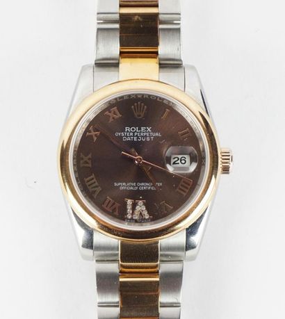 null ROLEX DATEJUST
Rolex Datejust watch with automatic movement
Brown dial with...
