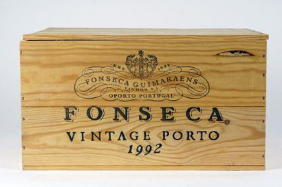 null Fonseca 1992
Porto Millésimé
Niveau A
12 bouteilles
Caisse en bois d'origin...