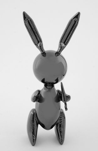 null D'Après Jeff KOONS (1955-) - Éditions studio
Black Rabbit, 1991
Sculpture en...