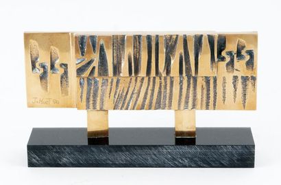 null HUET, Jacques (1932-)

Untitled

Bronze with golden patina

Signed and dated...
