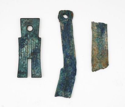 null Set of various Egyptian, Roman and objects from other cultures, copies after...