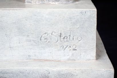  STETCO, Galina (1975-) 
"Elle se dévoile" 
Sculpture en résine sur base d'acier...