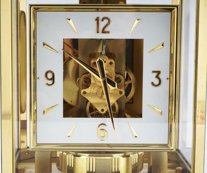 null Le Coultre Atmos perpetual movement clock with square dial, made in Switzerland,...