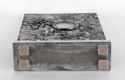 null BONET, Jordi (1932-1979)

Untitled

Aluminum low-relief

Signed on the lower...