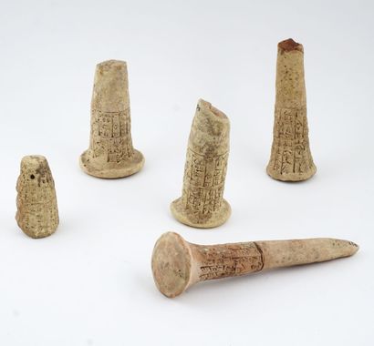 Five Babylonian clay Foundation Cones, Cuneiform writings. 
 
Provenance: 
Collection...