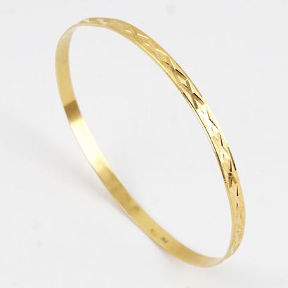 null OR 18K / 18K GOLD

Bracelet rond en or 18K de style Versace.

Diamètre: 6.5cm...
