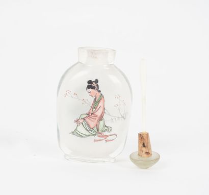 null SNUFF BOTTLES

Chinese snuff bottle painted inside, representing young women...