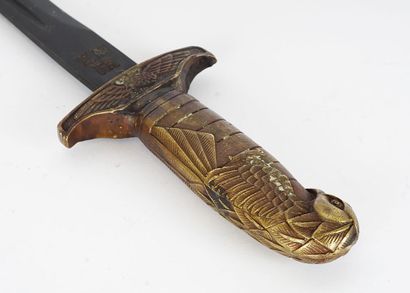 null DAGGER

Small dagger including a case protecting its blade. The blade being...