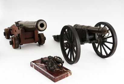 null Collection of cannons including a French alarm cannon, bronze barrel, on two...