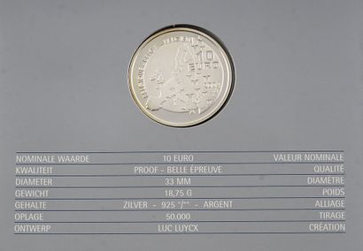 null MONNAIE

Pièce de 10 euros en argent consacrée à Tintin (2004). Produite par...