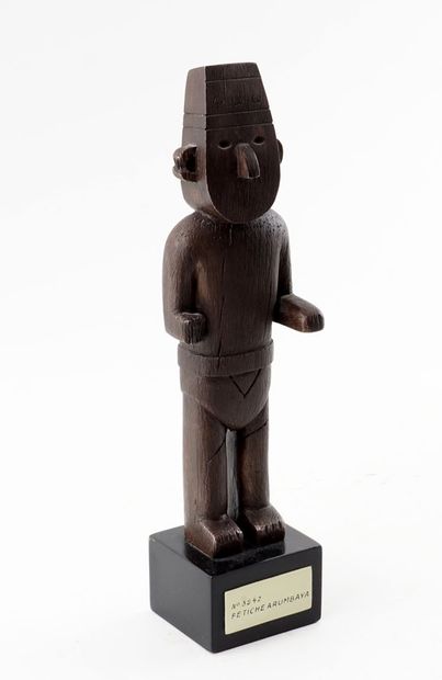 null MOULINSART / FÉTICHE ARUMBAYA (2002) 

Figurine de collection en résine monochrome....