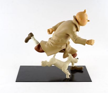 null HERGÉ / MOULINSART

Figurine de collection en résine. 

Référence 4510. 

Tintin...