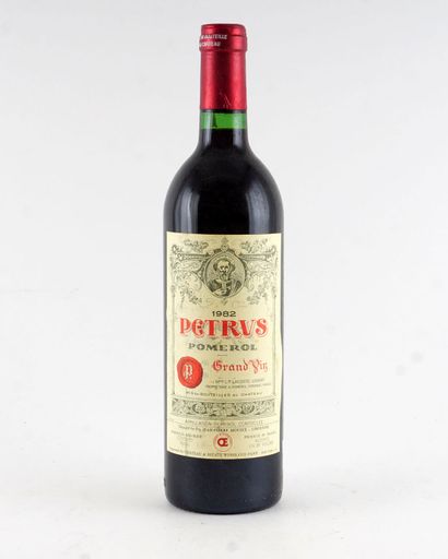 null Pétrus 1982

Pomerol Appellation Contrôlée

Niveau A

1 bouteille