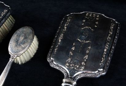 null Lot in .925 STERLING SILVER 

including a BIRKS set of a large brush 

and a...