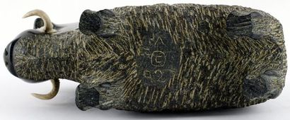 null INUIT SCHOOL 20TH C.

Musk ox

Sculpted soapstone

Signature on the bottom

H:...