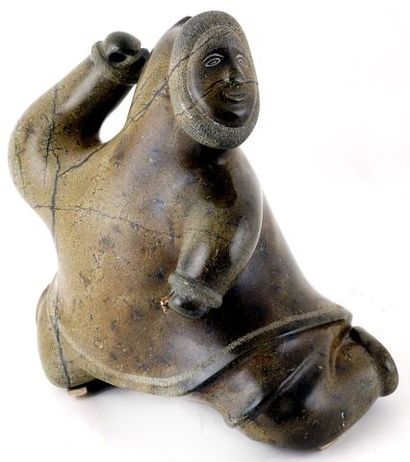 null TEMELA, Nalenik (1939-2003)

"Man Bear 504"

Groupe de 2 pierres à savon sculptées

Titrées...