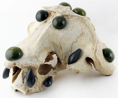 null MINA (Mina MANNUK) (1934-)

Phantasy

Bear skull with stone carvings insertions...