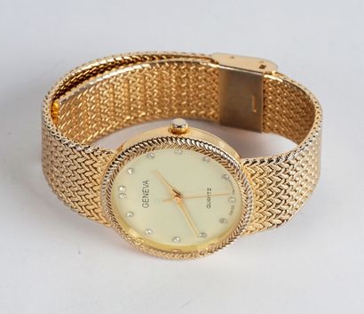 null GENEVA

Geneva gold-plated quartz watch, round case, champagne dial, shiny stone...