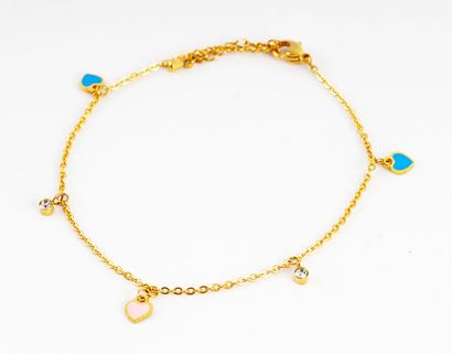 null 18K GOLD

18K yellow gold chain decorated with 3 enameled heart-shaped charms...