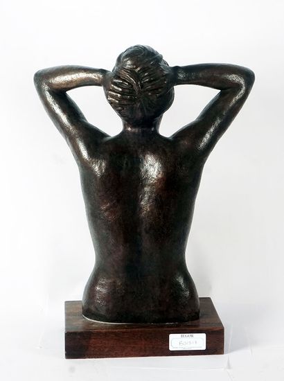 null TAYLOR, Frédérick Bourchier (1906-1987)

Buste d'un nu, mains derrière la tête

Bronze...