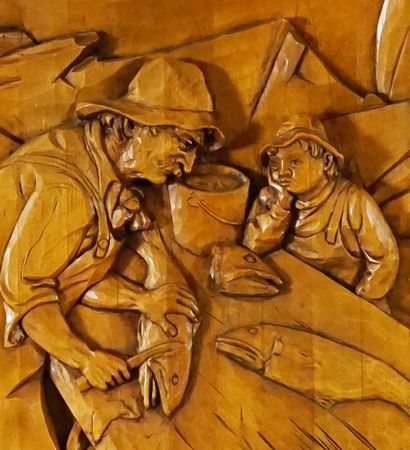  BOURGAULT, Jean-Julien (1910-1996) 
"La pêche en Gaspésie" 
Bas-relief en bois sculpté...