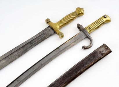 null Réunion d’un glaive et d’une baïonnette.

-Glaive de troupe d’infanterie modèle...