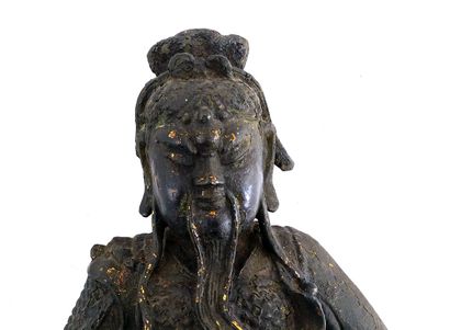 null GUANDI

Sujet en bronze, représentant Guandi assis, vêtu de son armure. 

Chine,...