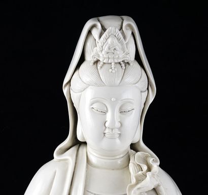 null GUANYIN

A statuette representing Guanyin standing, in China White. Ho Ch'ao-tsung...