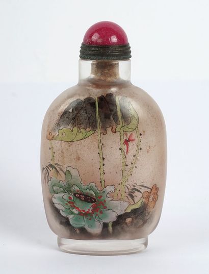 null TABATIÈRES / SNUFF BOTTLES

Lot of four glass snuff bottles painted from the...