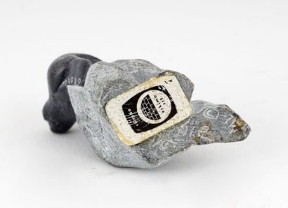 null INUIT SCHOOL (20th c.)

Seals

Set of two sculpted soapstones

One of the two...