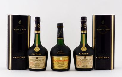 null Ensemble de Cognac Courvoisier - 3 bouteilles
