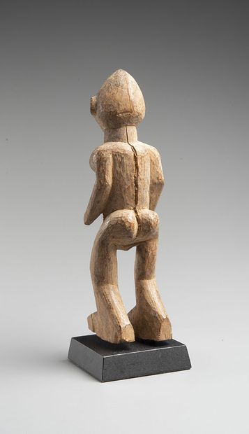 null BURKINA FASO



Lobi "bateba" statue, Burkina Faso

Wood with brown patina

Height:...