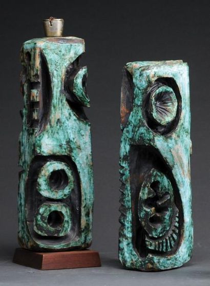 SUCSAN, Charles (1932-) Suite de deux lampes en céramique émaillée vert, à décor...