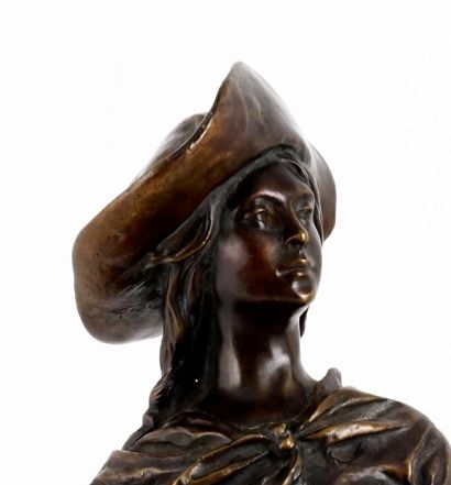 null HÉBERT, Louis-Philippe (1850-1917)

"Mlle de Verchère"

Bronze à patine foncée

Signée,...