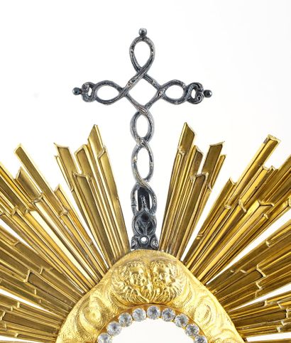 null OSTENSOIR / MONSTRANCE



Monstrance with quadripod base in silver plated metal....