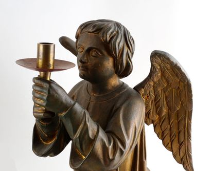 null ANGE / ANGEL



Paire de chandeliers en bois et métal en forme d'ange céroféraire....