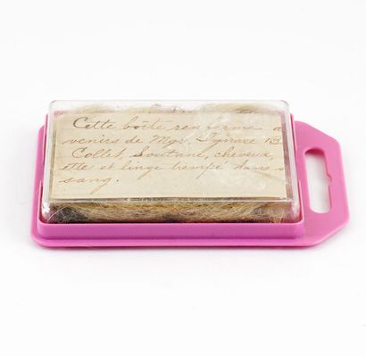 null MGR. IGNACE BOURGET (1799-1885)



Petite boîte en plastique contenant des souvenirs...