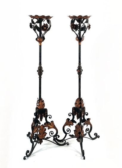 null CANDLESTICKS





Pair of wrought iron and gilt metal candlesticks decorated...