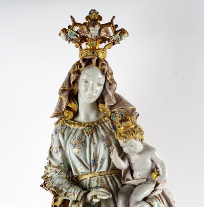 null VIERGE MARIE / VIRGIN MARY



Importante statuette ornementée en céramique et...