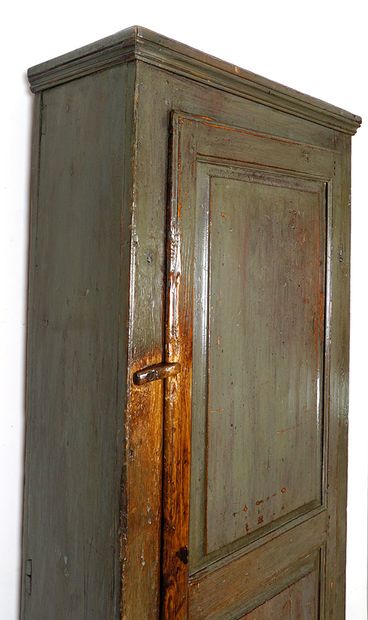 null Bonnetière in turquoise wood, with a door decorated with two raised panels,...